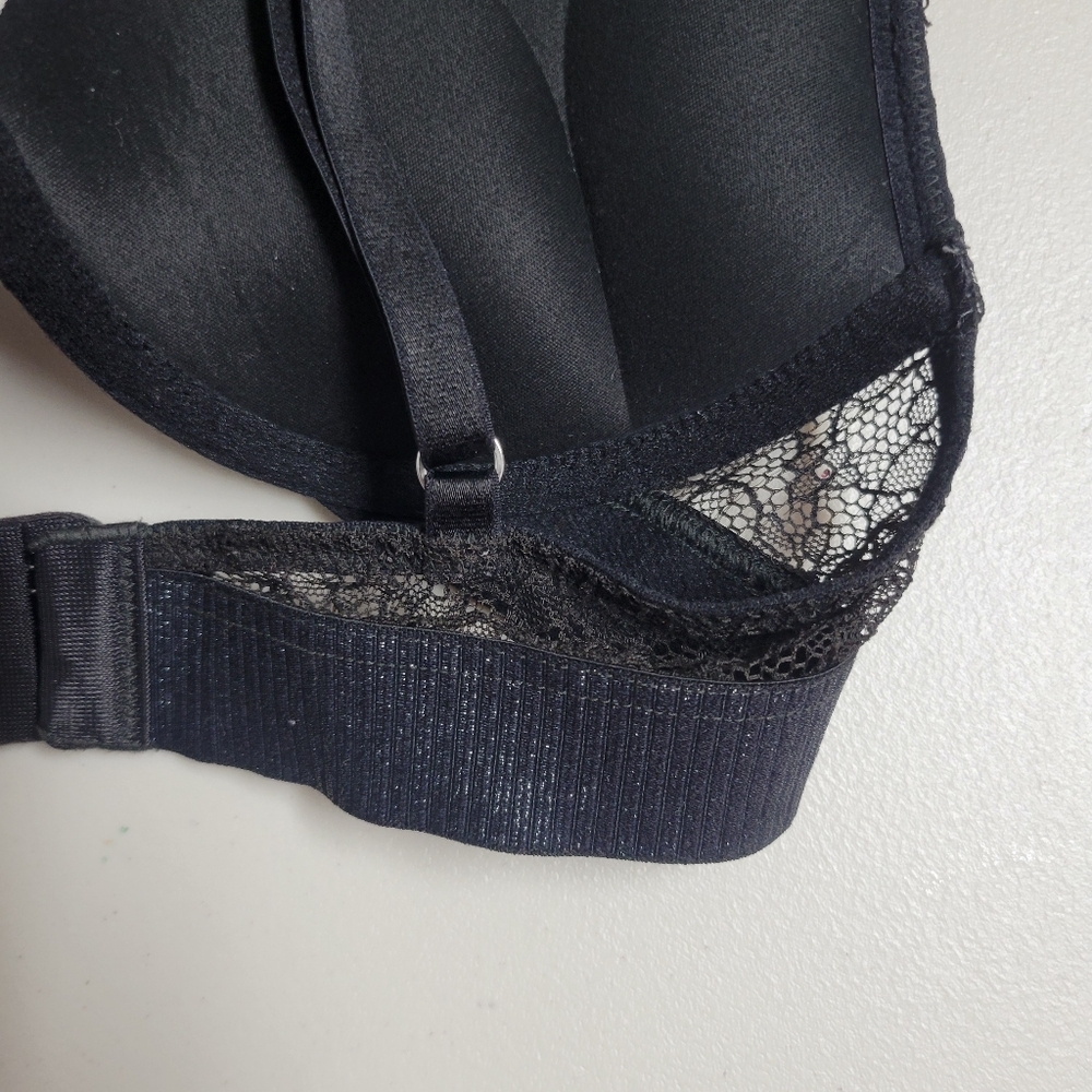 Victoria's Secret Bombshell Plunge With Glitter Band And Striped Patern Bra. - Picture 5 of 7